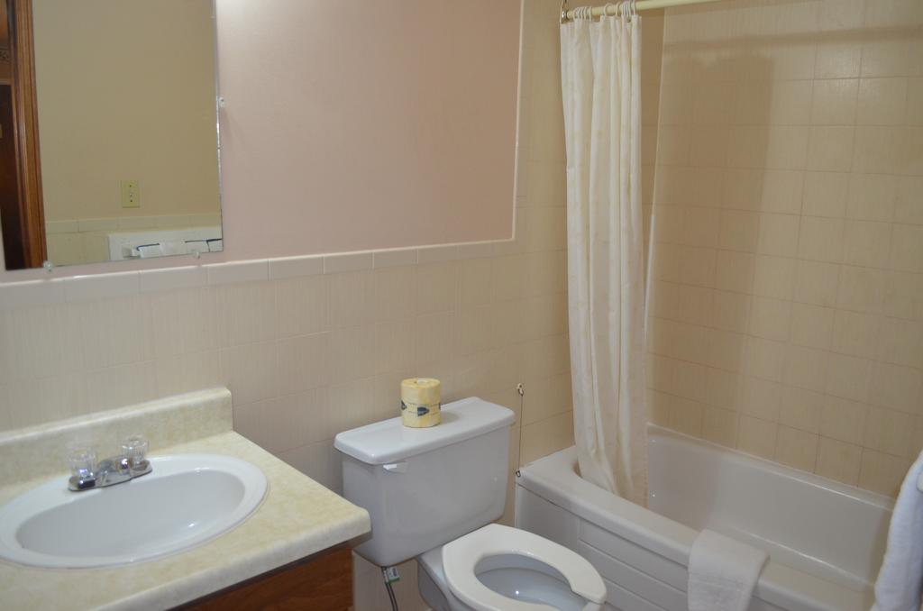 Mohawk Motel Brantford Ngoại thất bức ảnh