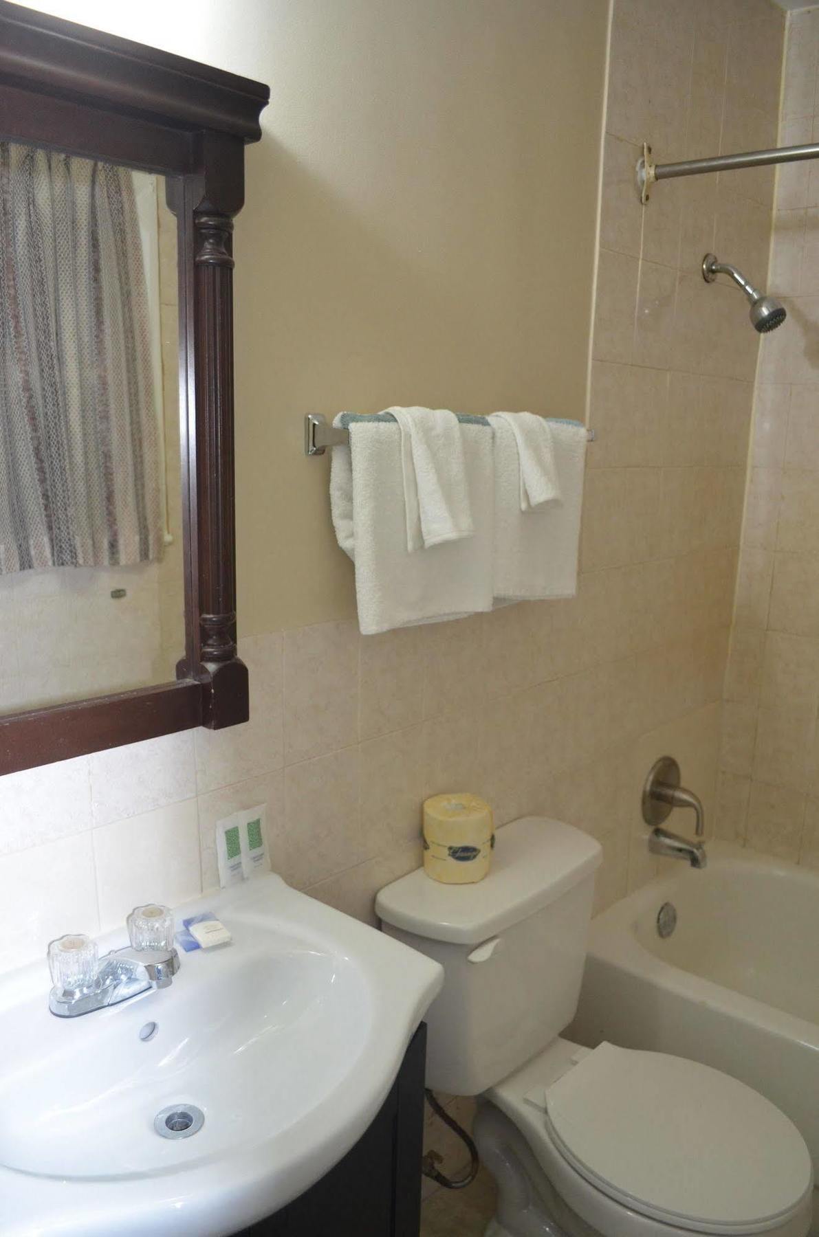 Mohawk Motel Brantford Ngoại thất bức ảnh